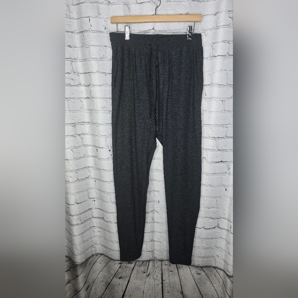 Outdoor Voices Charcoal Jogger‎ Pants Size Medium